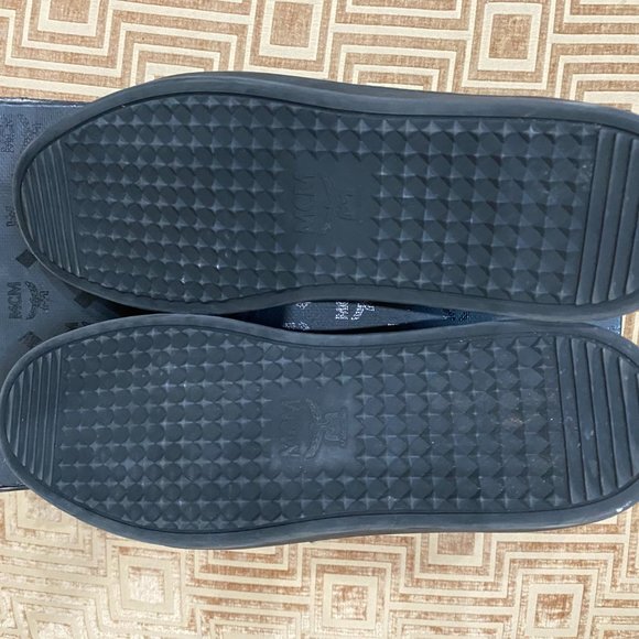 MCM MEN - Visetos Monogram Leather Sneakers - Black/Silver Toe - MEN 10US (43EU) main image 4